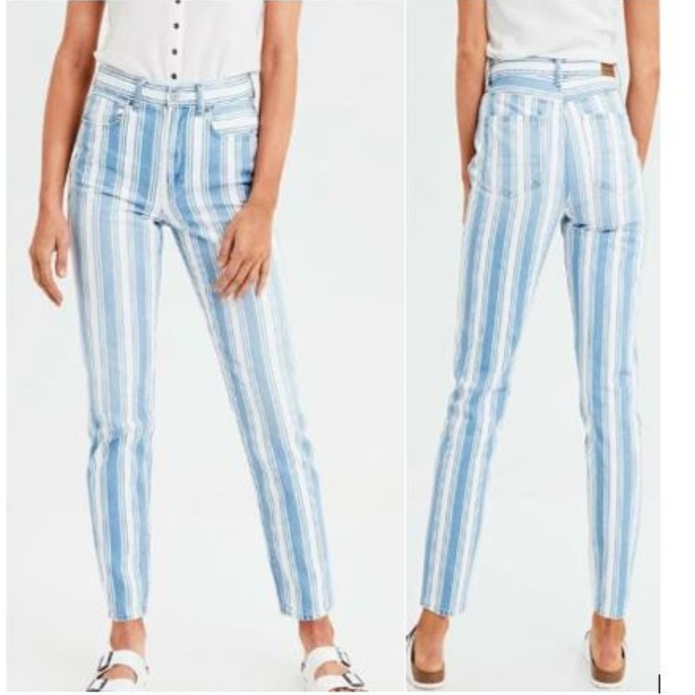 American Eagle High Rise Mom Jean SZ 8 and 10